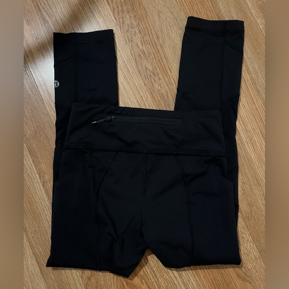 Lululemon leggings w/ pockets